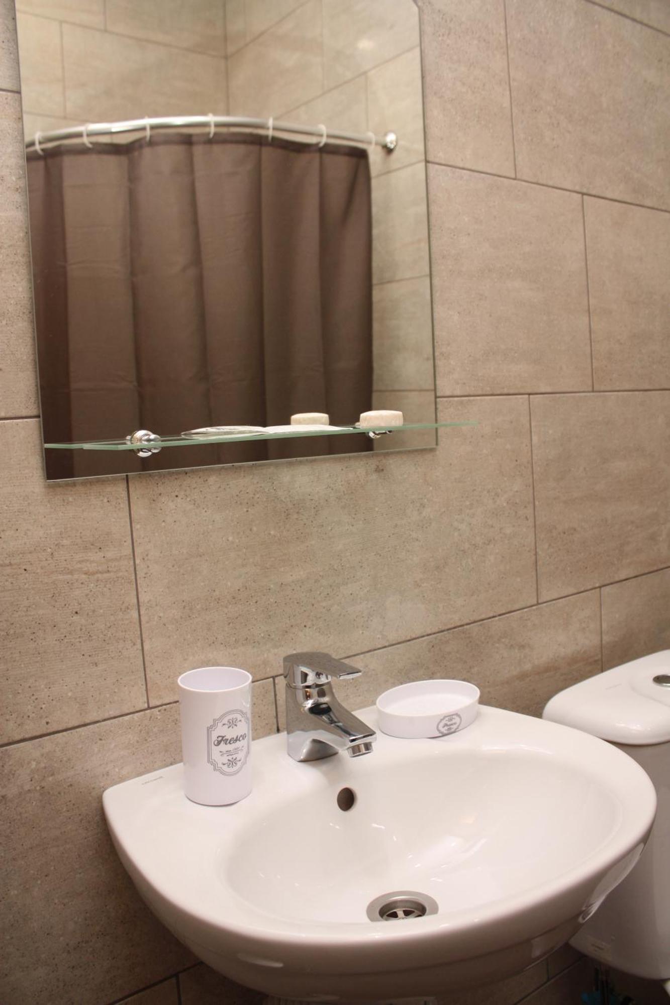 Centralny Hotel Кривой Рог Экстерьер фото